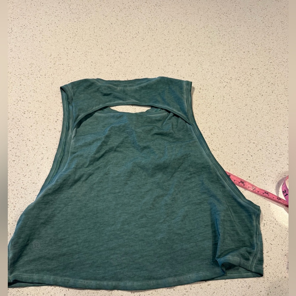 Lululemon Women’s 8 Love Tank Cropped Top Green NWOT